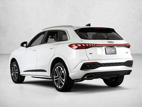 Certified 2025 Audi Q5 Premium w/ Convenience Package AWD/4WD image 8