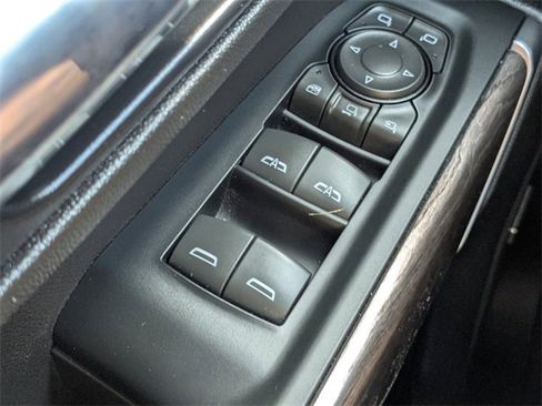 Used 2023 Chevrolet Silverado 2500 LTZ image 22