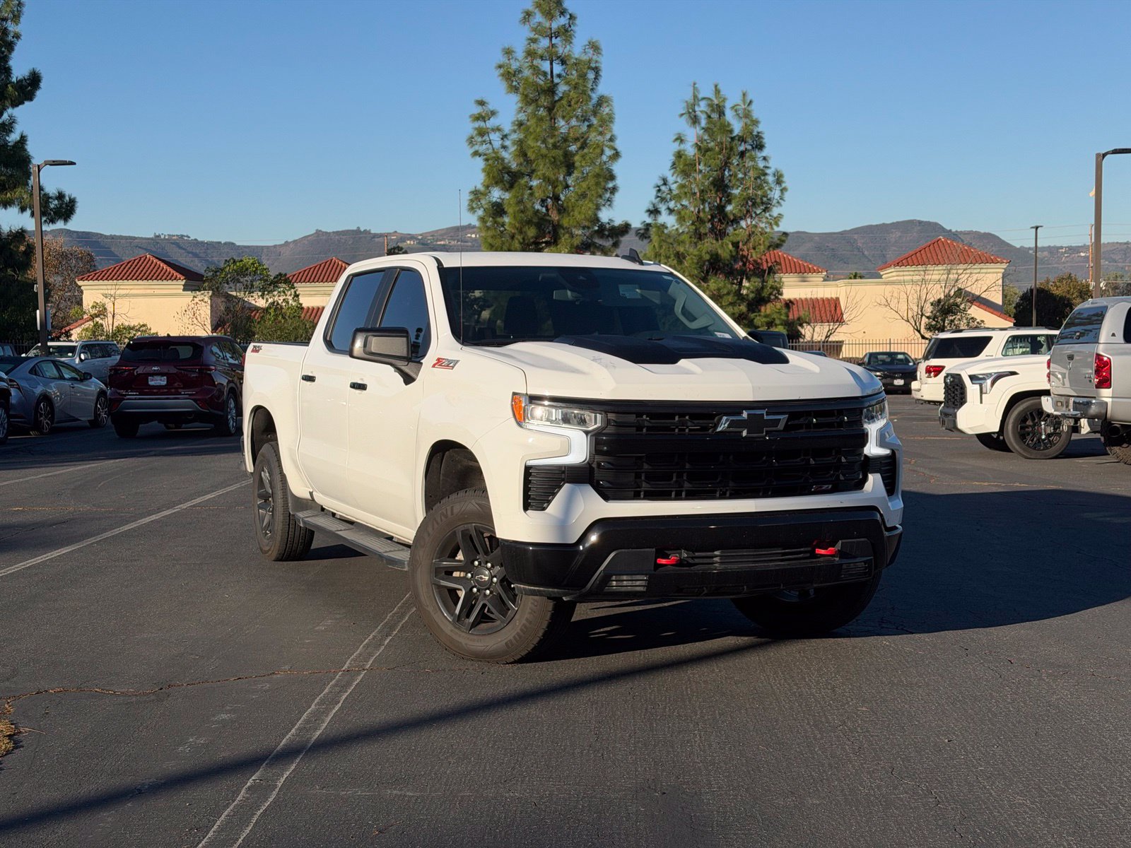 Used 2024 Chevrolet Silverado 1500 LT Trail Boss w/ Protection Package AWD/4WD image 1