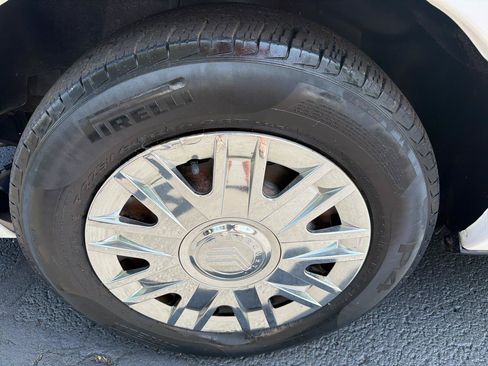 Used 2008 Mercury Grand Marquis GS RWD image 42