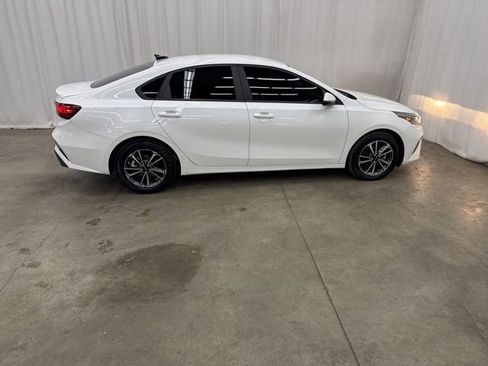 Used 2023 Kia Forte LXS w/ LXS Technology Package image 23