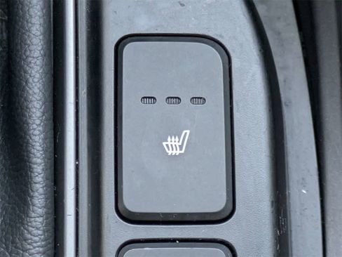 Used 2017 Hyundai Santa Fe Sport image 26