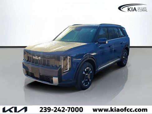 Used 2027 Kia Telluride EX w/ Towing Package FWD image 3