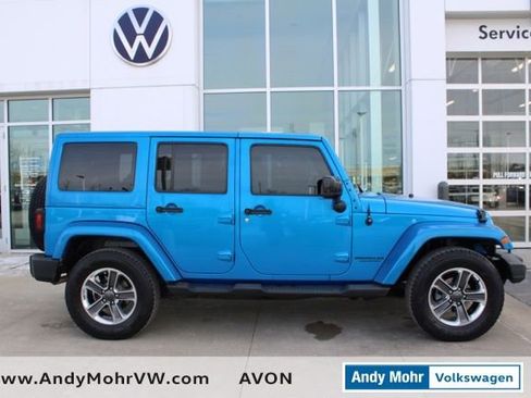 Used 2014 Jeep Wrangler Unlimited Sahara image 8