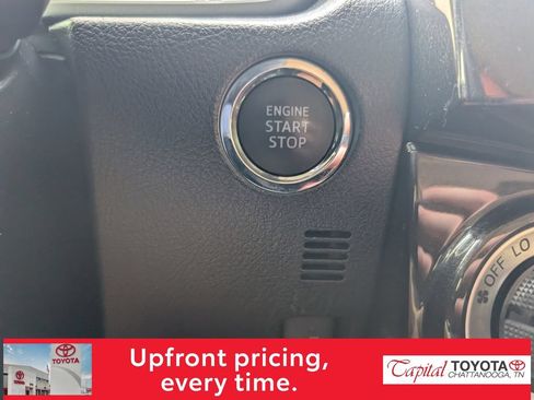 Used 2023 Toyota 4Runner TRD Off-Road Premium w/ Moonroof Package AWD/4WD image 20