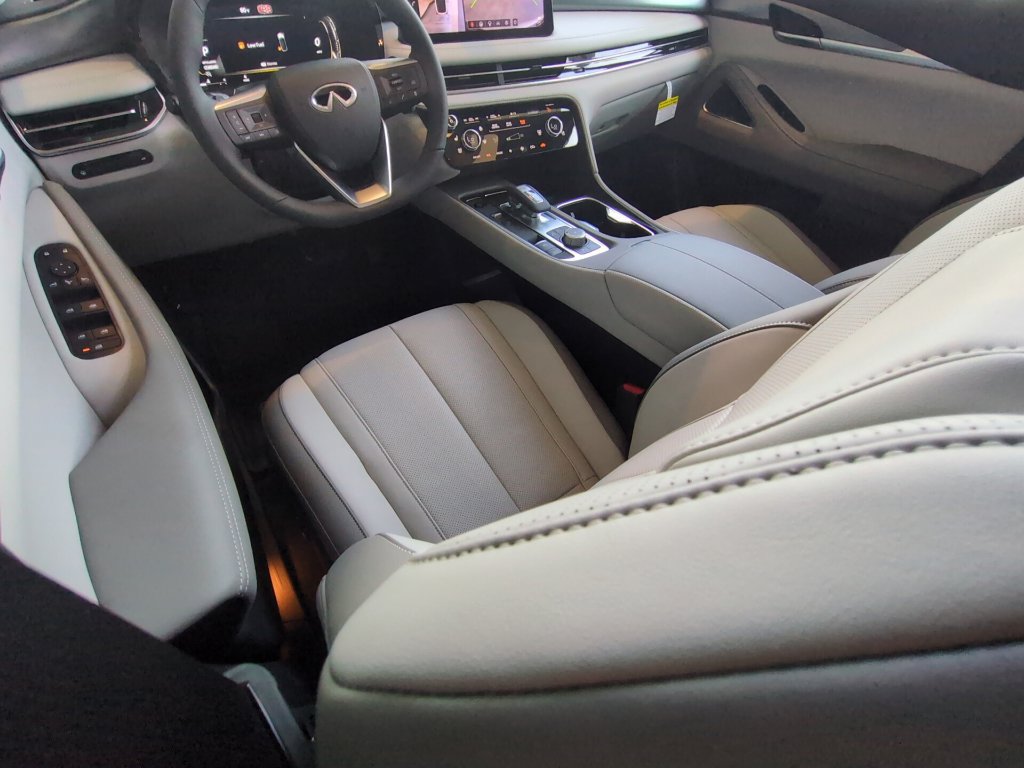 Certified 2027 INFINITI QX60 Luxe w/ Cargo Package FWD image 23