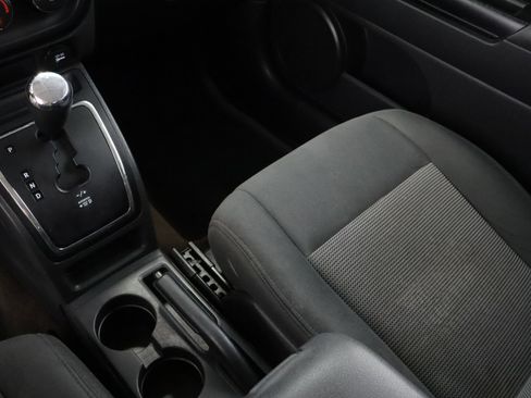 Used 2015 Jeep Patriot Sport w/ Power Value Group FWD image 16