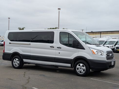 Used 2018 Ford Transit 350 XLT image 1