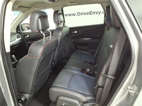 Used 2019 Dodge Journey GT w/ Driver Convenience Group image 9