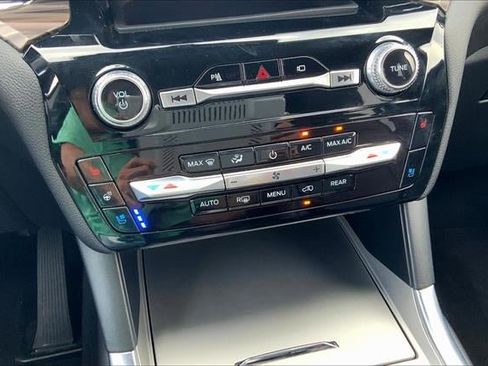 Certified 2023 Ford Explorer Limited image 35