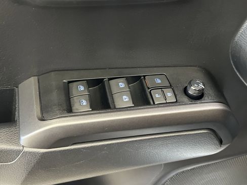 Used 2023 Toyota Tacoma TRD Sport image 13