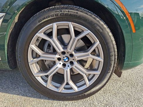 Used 2023 BMW X7 xDrive40i w/ Premium Package image 8