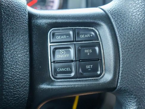 Used 2022 RAM 1500 Tradesman w/ Chrome Appearance Group image 13