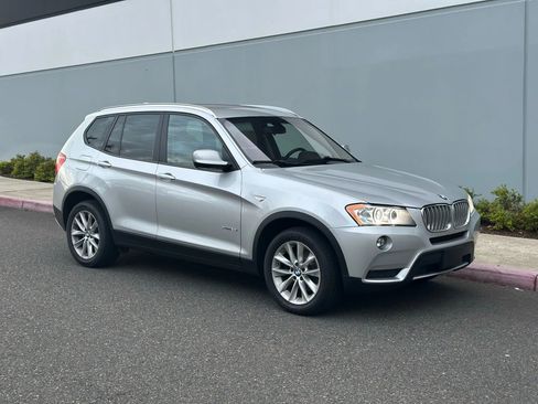 Used 2013 BMW X3 xDrive28i image 7