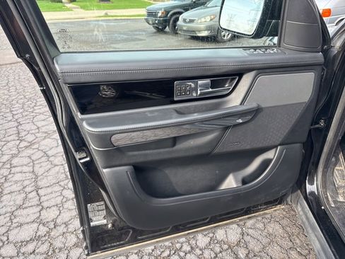 Used 2013 Land Rover Range Rover Sport HSE LUX w/ Luxury Interior Pkg image 18