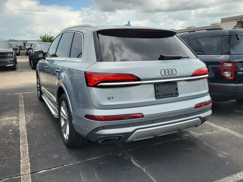 Used 2025 Audi Q7 2.0T Premium w/ Convenience Package AWD/4WD image 4