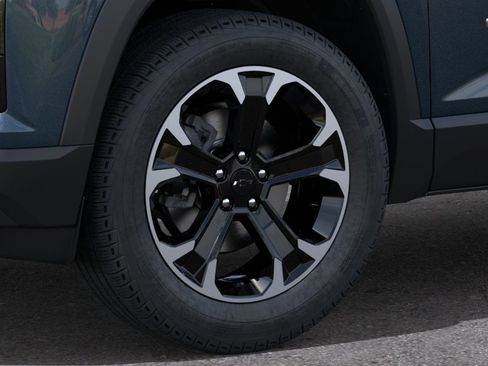 New 2026 Chevrolet Equinox LT w/ Convenience Package II FWD image 9