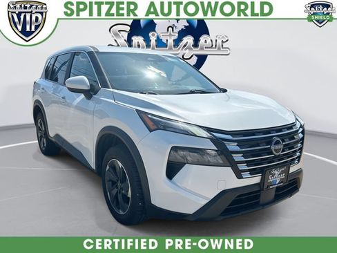 Used 2024 Nissan Rogue SV AWD/4WD image 1