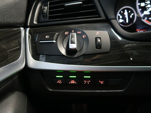 Used 2014 BMW 550i Sedan RWD image 21