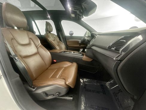 Used 2021 Volvo XC90 T6 Inscription w/ Protection Package Premier image 27