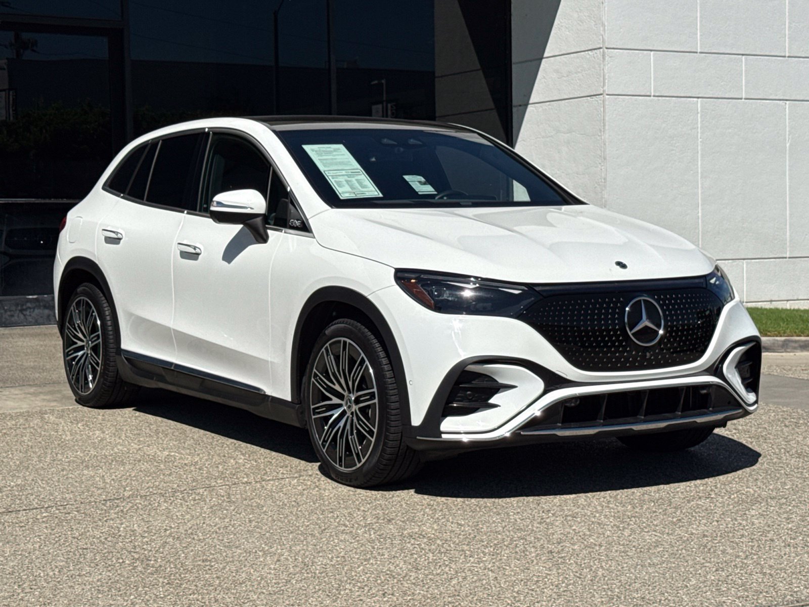 Used 2023 Mercedes-Benz EQE 500 4MATIC SUV image 8