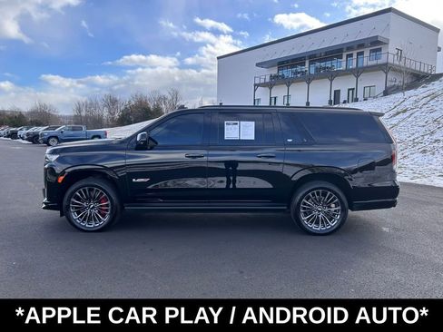 Certified 2023 Cadillac Escalade ESV V image 5