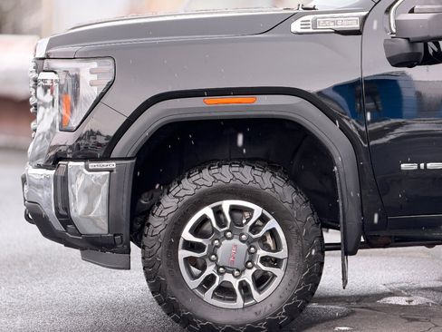 Used 2024 GMC Sierra 3500 SLE image 14
