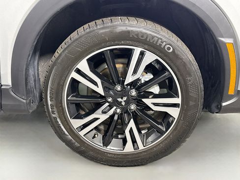 Used 2025 Mitsubishi Eclipse Cross SE image 32