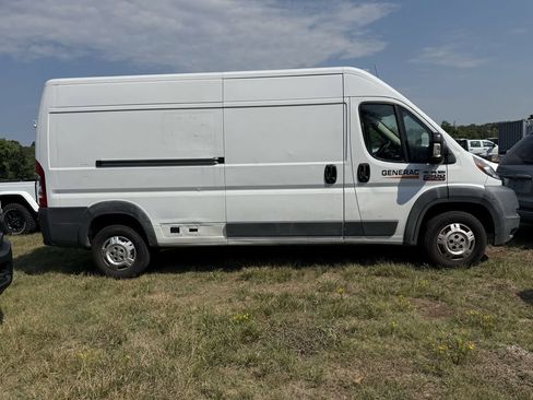 Used 2014 RAM ProMaster 2500 w/ Interior Convenience Group FWD image 2