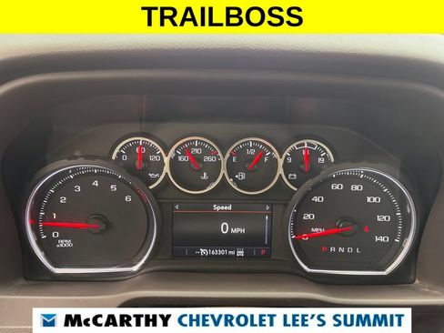 Used 2022 Chevrolet Silverado 1500 LT Trail Boss w/ Convenience Package II AWD/4WD image 16