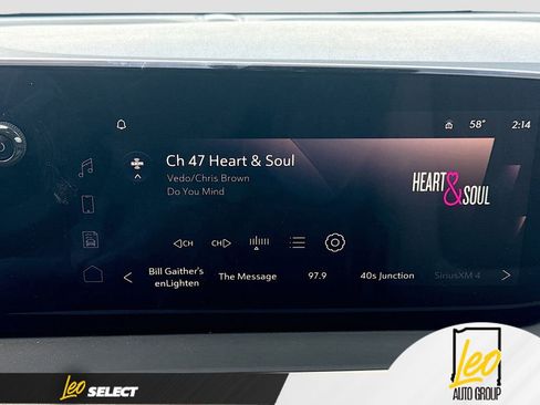 Used 2024 Buick Encore GX Avenir w/ Avenir Convenience Package FWD image 17