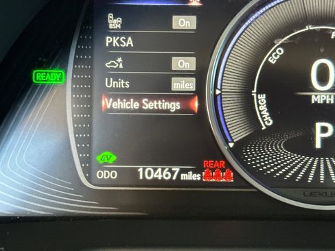 Used 2025 Lexus ES 300h w/ Premium Package image 20