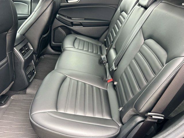 Used 2022 Ford Edge SEL w/ Convenience Package AWD/4WD image 21