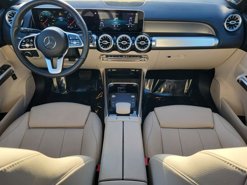 Used 2021 Mercedes-Benz GLB 250 image 15