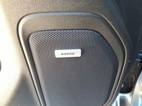 Used 2021 Chevrolet Silverado 1500 LT Trail Boss w/ Convenience Package II AWD/4WD image 20