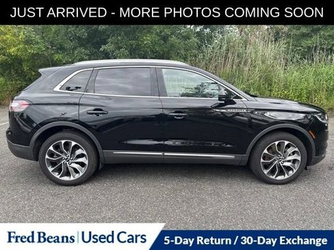 Used 2023 Lincoln Nautilus Reserve w/ Equipment Group 201A AWD/4WD image 11