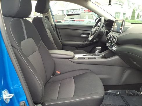 Certified 2023 Nissan Sentra SV FWD image 9
