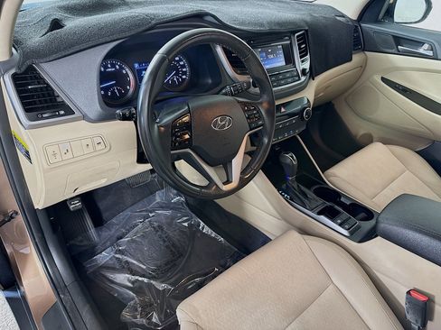 Used 2017 Hyundai Tucson Sport FWD image 23