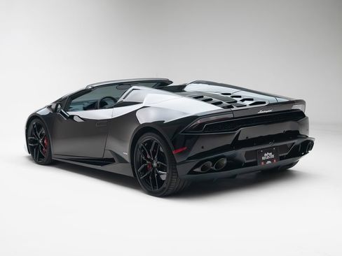 Used 2016 Lamborghini Huracan LP 610-4 AWD/4WD image 7