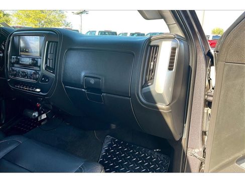 Used 2016 Chevrolet Silverado 3500 LTZ w/ Duramax Plus Package image 17