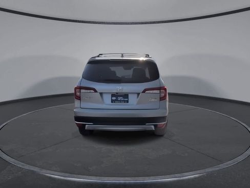 Used 2020 Honda Pilot Touring image 7