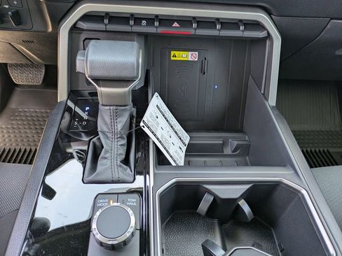 New 2026 Toyota Tundra SR5 w/ SR5 Convenience Package image 18