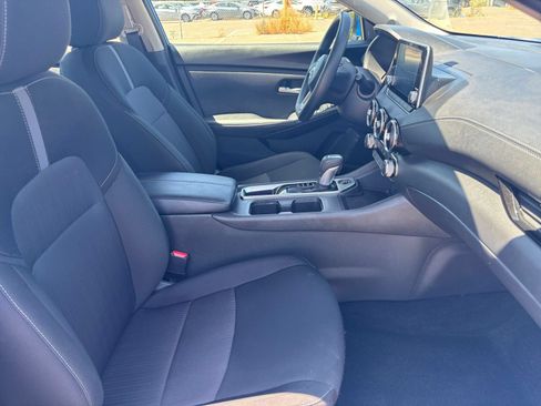 Used 2025 Nissan Sentra SV FWD image 34