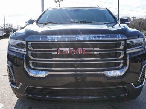 Used 2023 GMC Acadia AT4 w/ Technology Package image 9