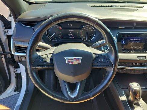 Used 2019 Cadillac XT4 Premium Luxury AWD/4WD image 25