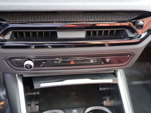 New 2026 BMW 330i Sedan w/ M Sport Package image 22