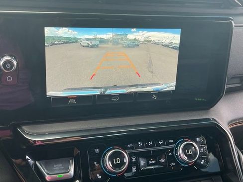 Certified 2022 GMC Sierra 1500 AT4 w/ AT4 Preferred Package AWD/4WD image 39