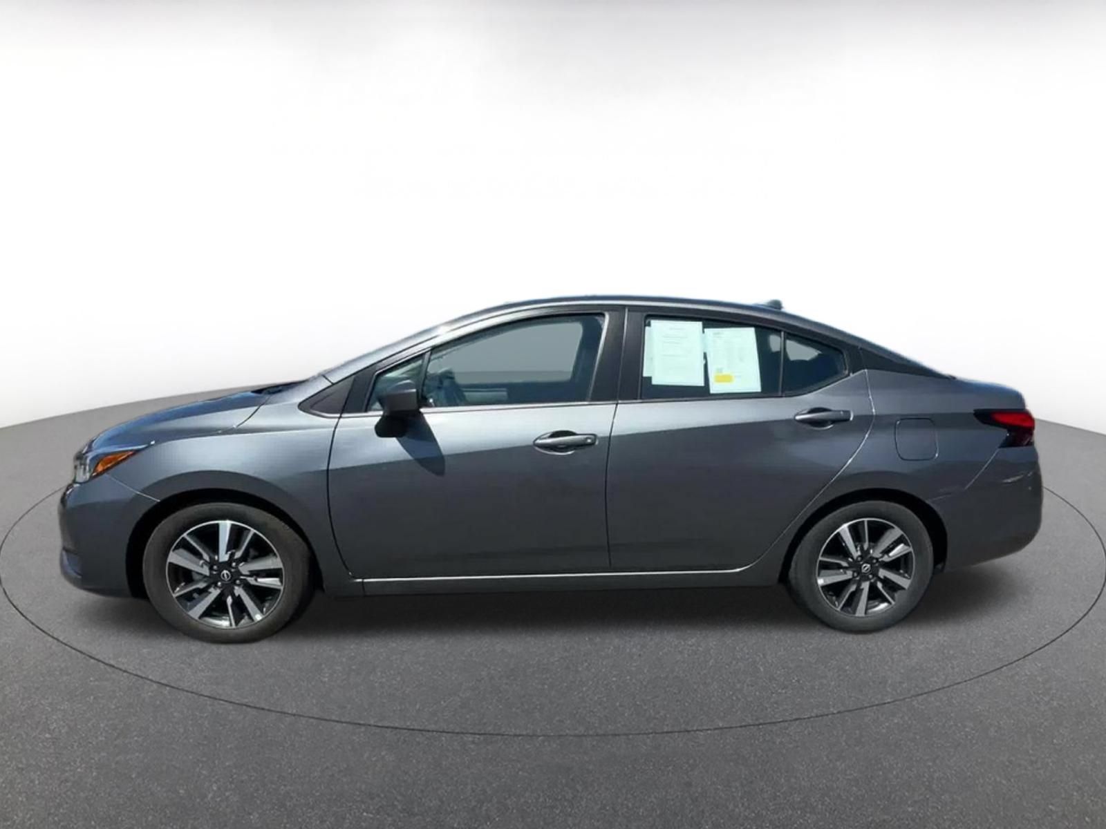 Used 2025 Nissan Versa SV FWD image 8