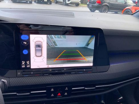 Used 2024 Volkswagen Golf R image 29