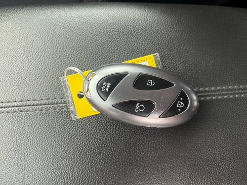 Used 2025 Hyundai Tucson SEL AWD/4WD image 28
